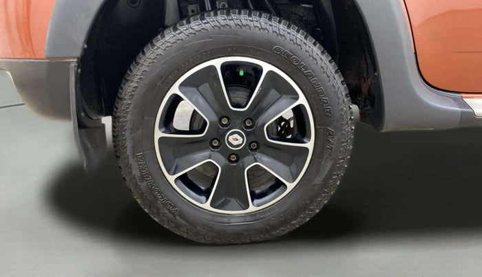 2019 Renault Duster 110 PS RXZ 4X4 MT DIESEL, Diesel, Manual, 71,929 km, Right Rear Wheel
