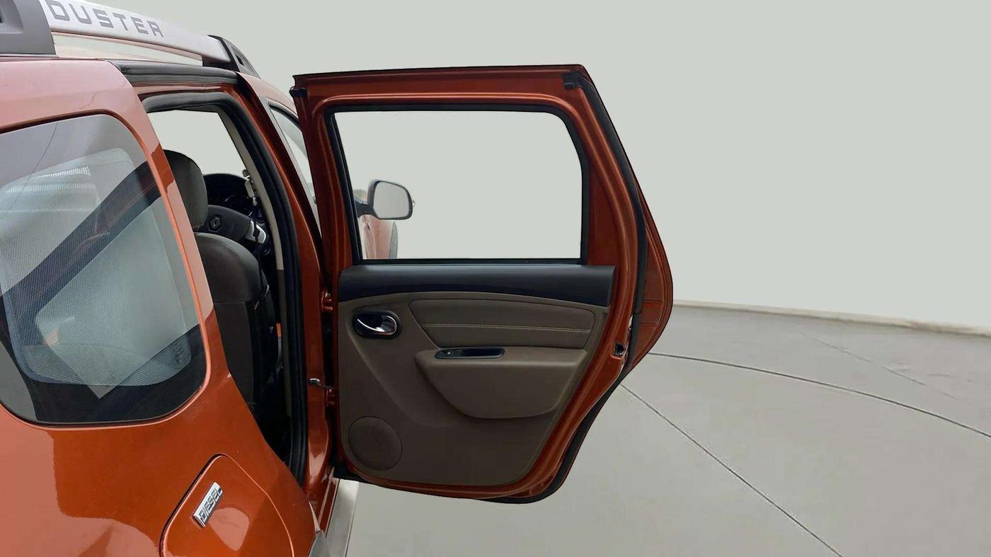 2019 Renault Duster 110 PS RXZ 4X4 MT DIESEL, Diesel, Manual, 71,929 km, RHS Rear Door