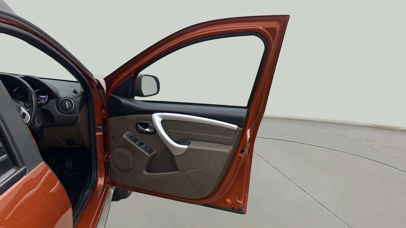 2019 Renault Duster 110 PS RXZ 4X4 MT DIESEL, Diesel, Manual, 71,929 km, RHS Front Door