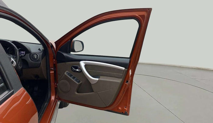 2019 Renault Duster 110 PS RXZ 4X4 MT DIESEL, Diesel, Manual, 71,929 km, RHS Front Door