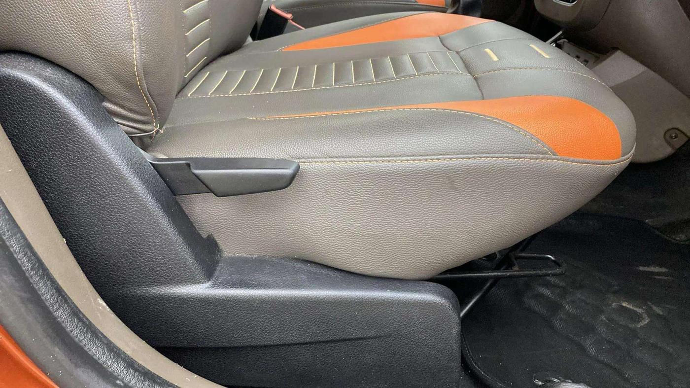 2019 Renault Duster 110 PS RXZ 4X4 MT DIESEL, Diesel, Manual, 71,929 km, Driver Side Adjustment Panel