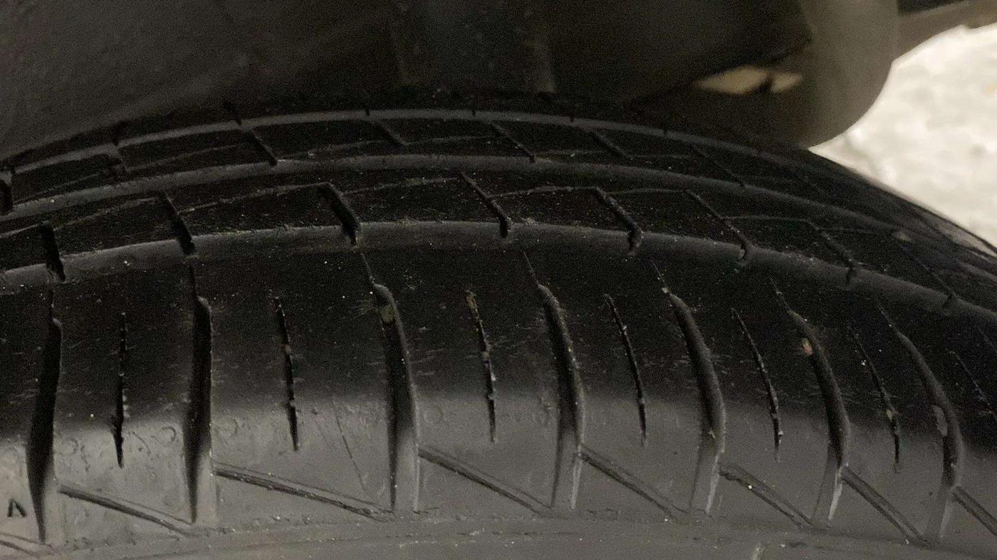 2021 Maruti S PRESSO LXI, Petrol, Manual, 22,433 km, Left Rear Tyre Tread