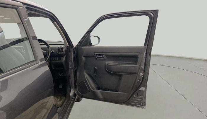 2021 Maruti S PRESSO LXI, Petrol, Manual, 22,433 km, RHS Front Door