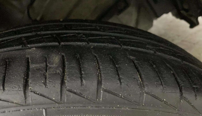 2021 Maruti S PRESSO LXI, Petrol, Manual, 22,433 km, Right Front Tyre Tread