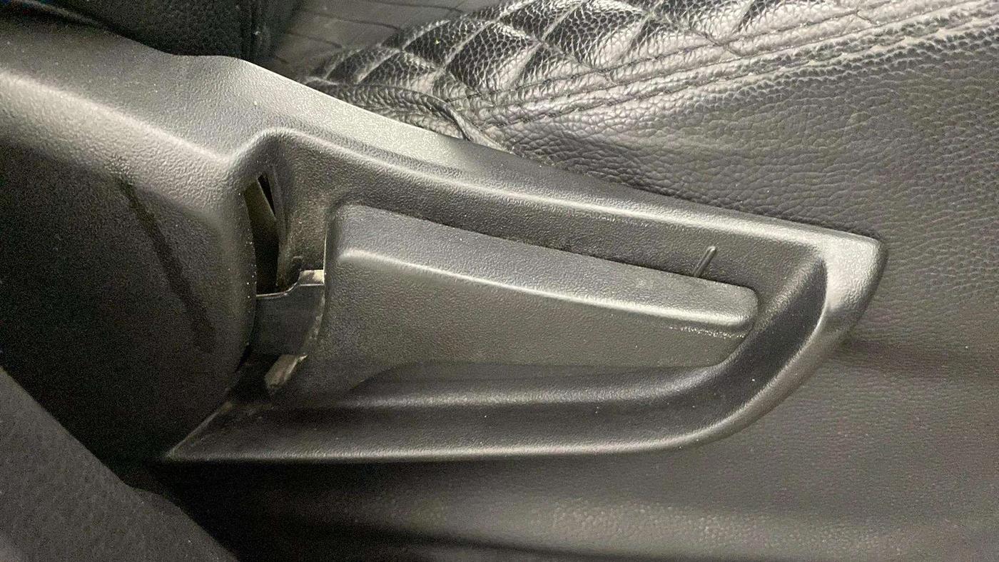 2021 Maruti S PRESSO LXI, Petrol, Manual, 22,433 km, Driver Side Adjustment Panel
