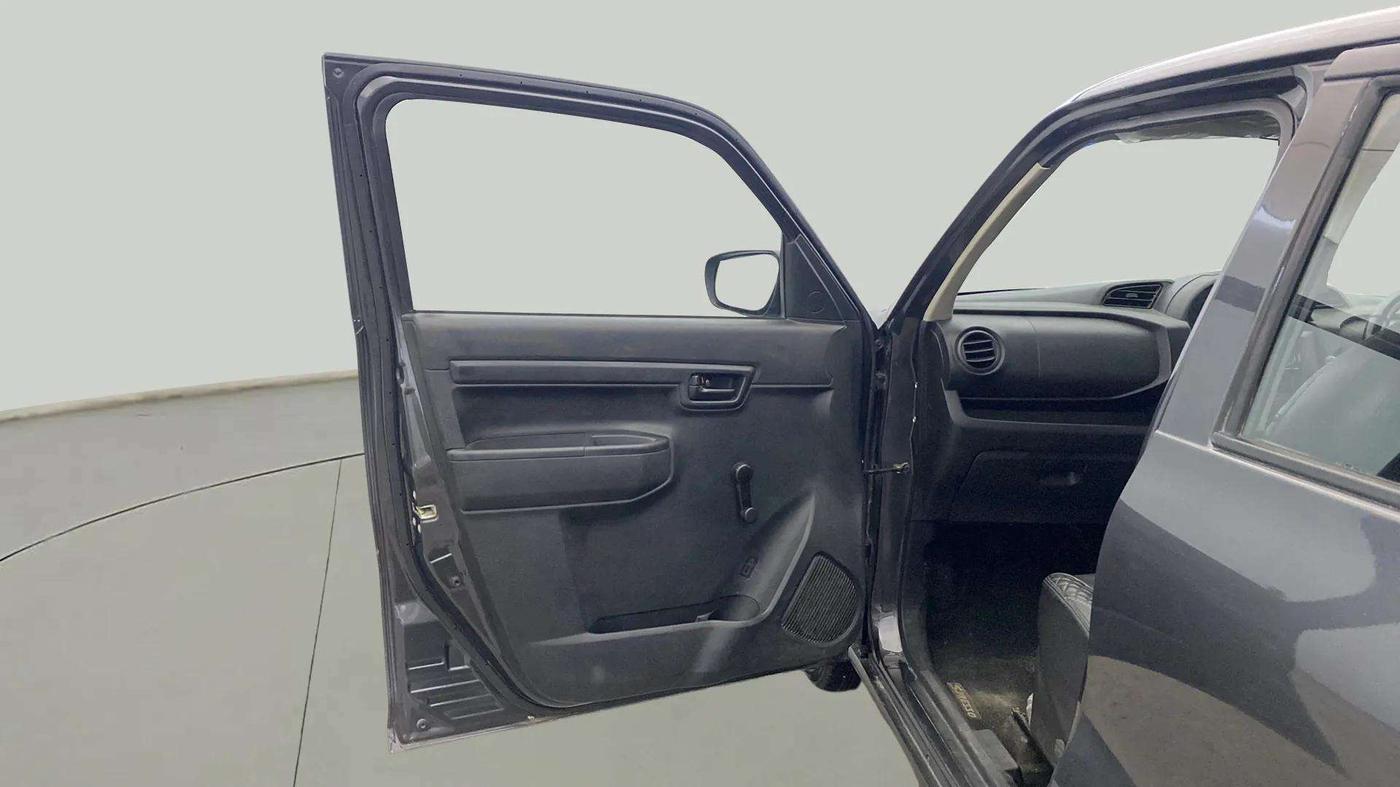 2021 Maruti S PRESSO LXI, Petrol, Manual, 22,433 km, LHS Front Door