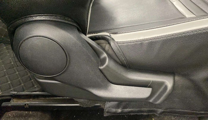 2021 Maruti Baleno DELTA PETROL 1.2, Petrol, Manual, 34,701 km, Driver Side Adjustment Panel