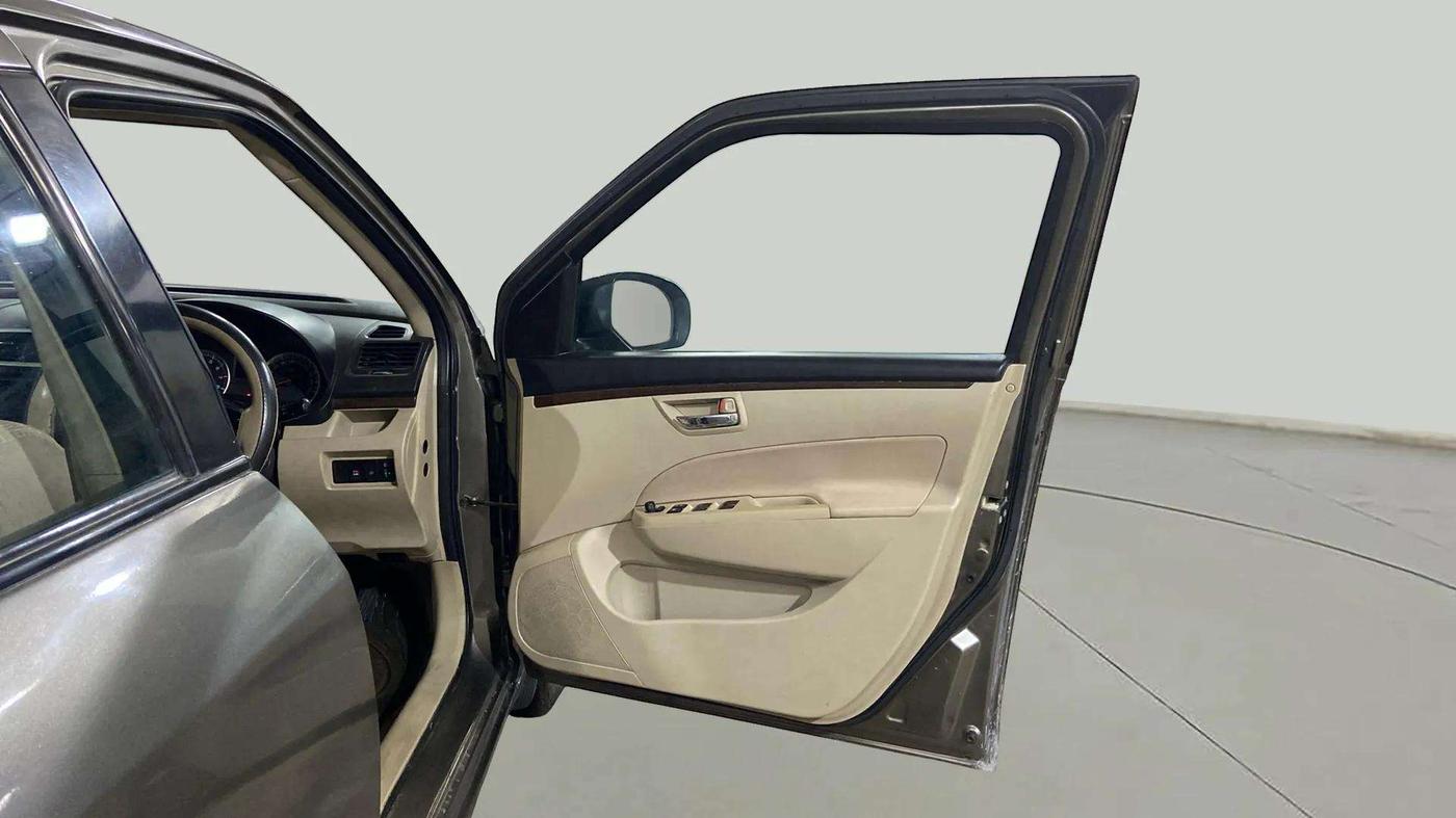 2016 Maruti Swift Dzire VXI, Petrol, Manual, 89,251 km, RHS Front Door