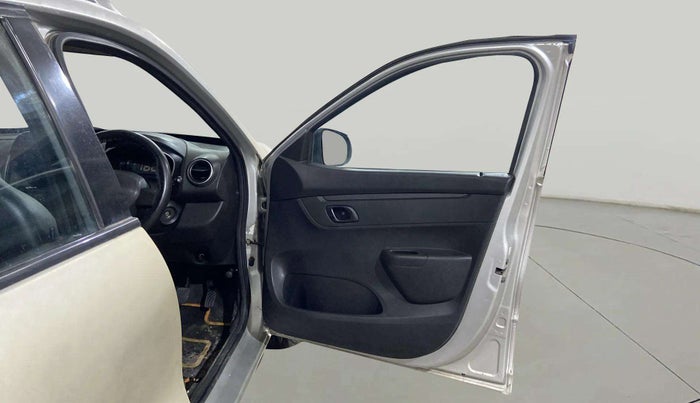 2019 Renault Kwid RXL, Petrol, Manual, 51,023 km, RHS Front Door
