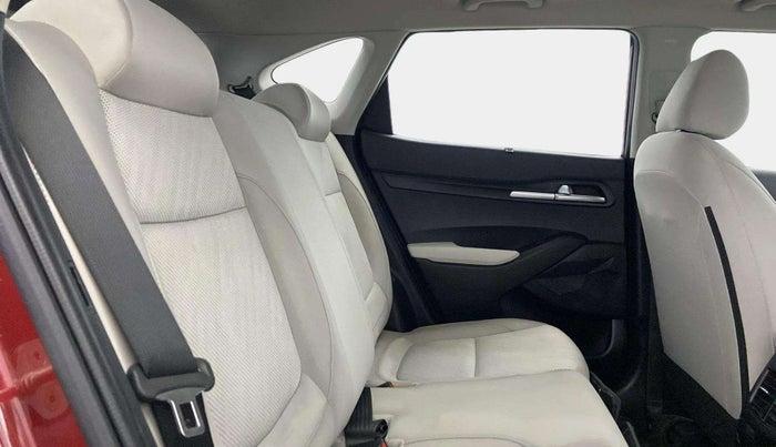 2022 KIA SELTOS HTK PLUS 1.5 IMT, Petrol, Manual, 17,357 km, Right Side Rear Door Cabin