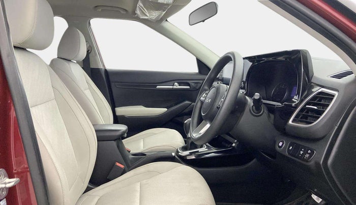 2022 KIA SELTOS HTK PLUS 1.5 IMT, Petrol, Manual, 17,357 km, Right Side Front Door Cabin