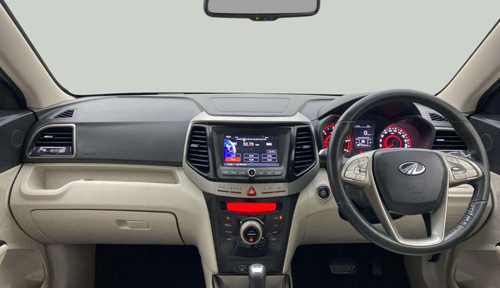 2020 Mahindra XUV300 W8 (O) 1.5 DIESEL AMT, Diesel, Automatic, 1,33,024 km, Dashboard