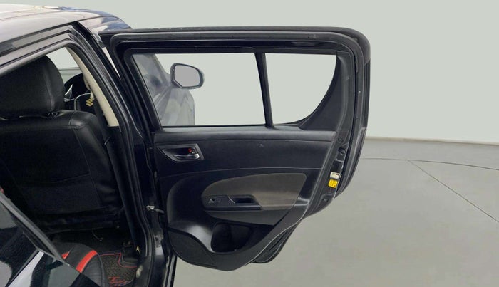 2013 Maruti Swift ZDI, Diesel, Manual, 1,11,435 km, RHS Rear Door
