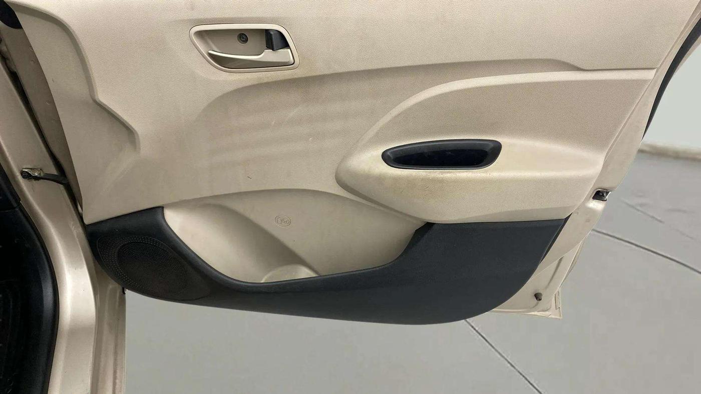 2021 Hyundai NEW SANTRO ASTA MT, Petrol, Manual, 79,199 km, Driver Side Door Panels Control