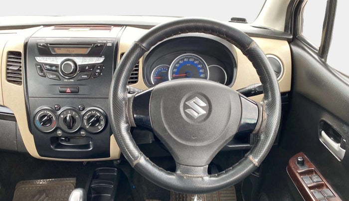 2017 Maruti Wagon R 1.0 VXI AMT, Petrol, Automatic, 44,392 km, Steering Wheel Close Up