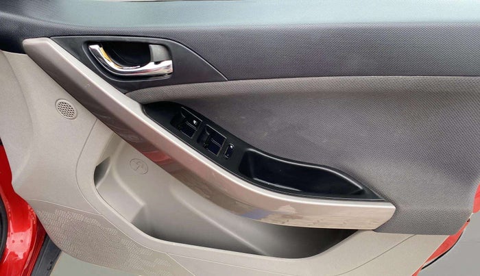 2018 Tata NEXON XZ PLUS DIESEL, Diesel, Manual, 37,889 km, Driver Side Door Panels Control