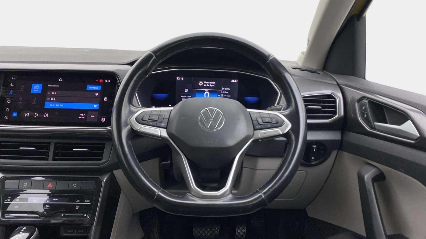 2021 Volkswagen TAIGUN TOPLINE 1.0 TSI AT, Petrol, Automatic, 49,885 km, Steering Wheel Close Up