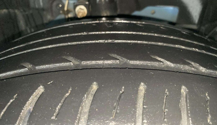 2017 Ford Ecosport TITANIUM 1.5L PETROL, Petrol, Manual, 70,426 km, Right Front Tyre Tread