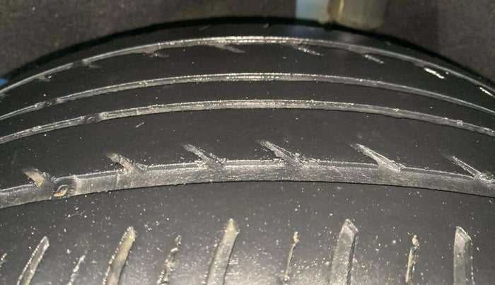 2017 Ford Ecosport TITANIUM 1.5L PETROL, Petrol, Manual, 70,426 km, Left Rear Tyre Tread