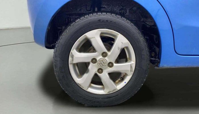 2014 Maruti Celerio ZXI (O), Petrol, Manual, 37,941 km, Right Rear Wheel
