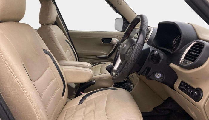 2023 Mahindra BOLERO NEO N10 R, Diesel, Manual, 43,840 km, Right Side Front Door Cabin