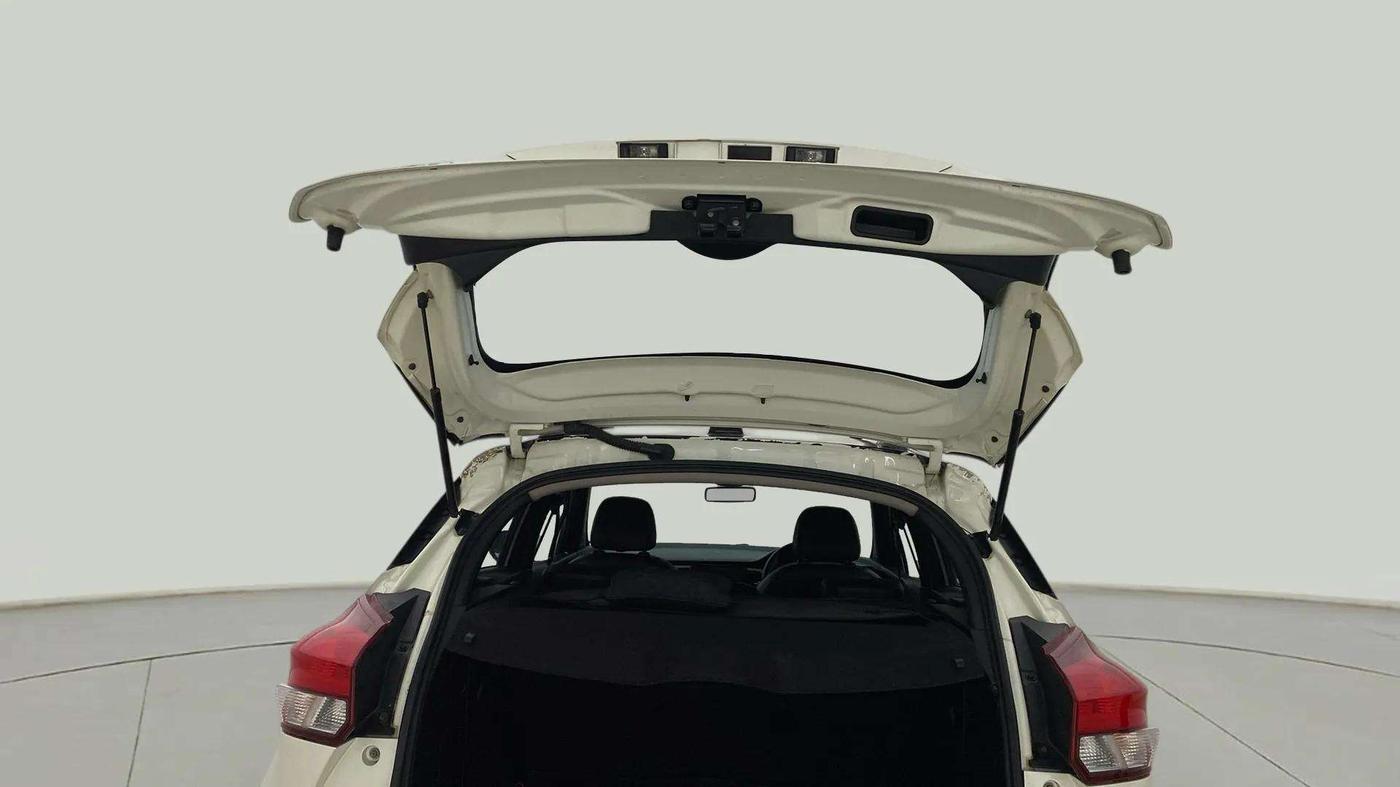 2019 Nissan Kicks XL DIESEL, Diesel, Manual, 89,623 km, Boot Door Open