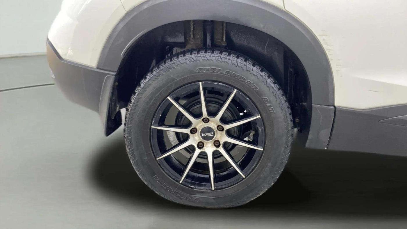 2019 Nissan Kicks XL DIESEL, Diesel, Manual, 89,623 km, Right Rear Wheel
