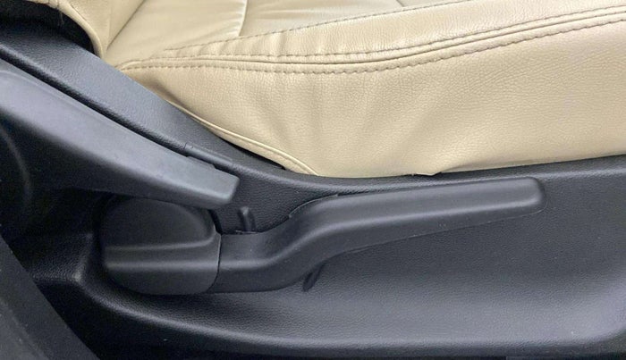 2020 Honda City 1.5L I-VTEC VX, Petrol, Manual, 16,337 km, Driver Side Adjustment Panel