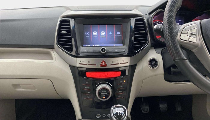 2022 Mahindra XUV300 W8 (O) 1.2 PETROL, Petrol, Manual, 27,712 km, Air Conditioner