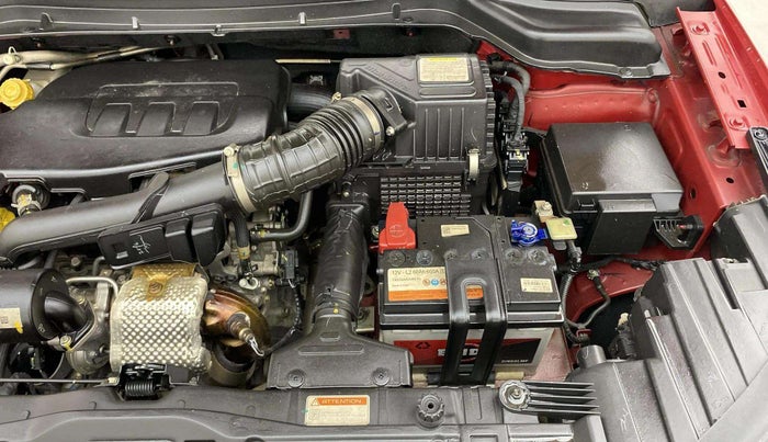 2022 Mahindra XUV300 W8 (O) 1.2 PETROL, Petrol, Manual, 27,712 km, Engine View - Left