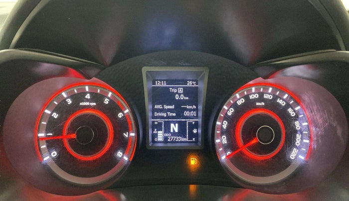 2022 Mahindra XUV300 W8 (O) 1.2 PETROL, Petrol, Manual, 27,712 km, Odometer Image