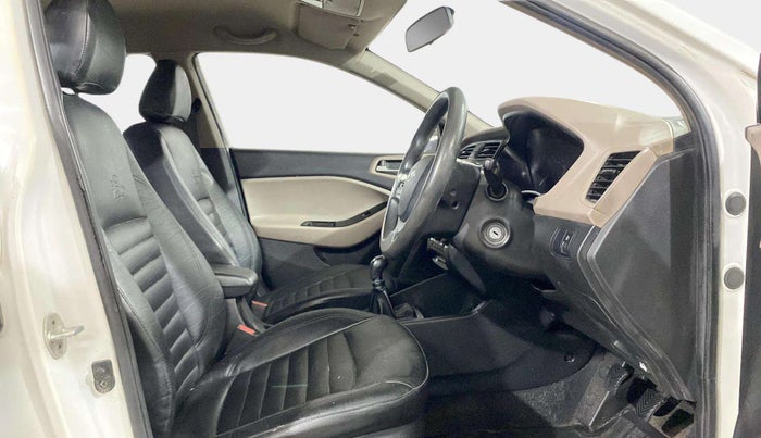 2015 Hyundai Elite i20 MAGNA 1.2, Petrol, Manual, 62,455 km, Right Side Front Door Cabin
