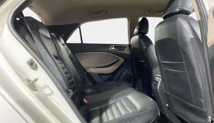 2015 Hyundai Elite i20 MAGNA 1.2, Petrol, Manual, 62,455 km, Right Side Rear Door Cabin