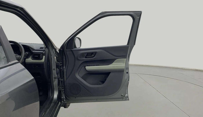 2023 Tata PUNCH ADVENTURE AMT, Petrol, Automatic, 17,819 km, RHS Front Door