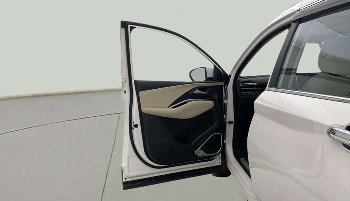 2023 MG HECTOR SAVVY PRO 1.5 TURBO CVT PETROL, Petrol, Automatic, 25,326 km, LHS Front Door
