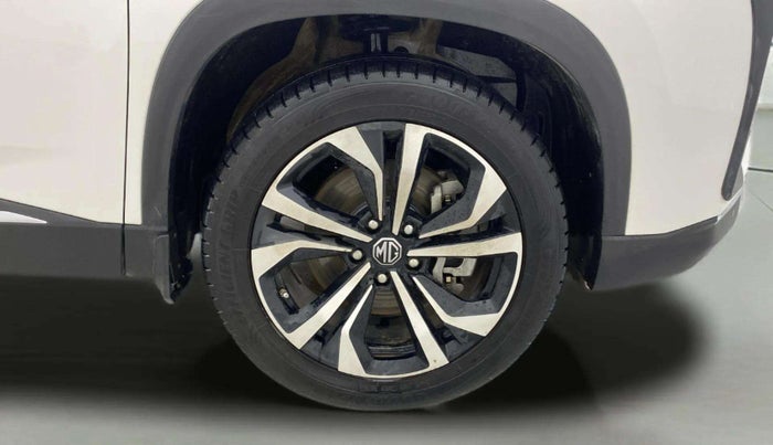 2023 MG HECTOR SAVVY PRO 1.5 TURBO CVT PETROL, Petrol, Automatic, 25,326 km, Right Front Wheel