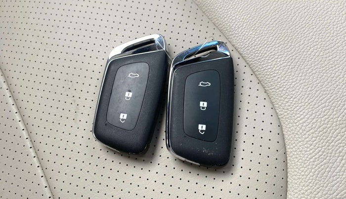 2023 MG HECTOR SAVVY PRO 1.5 TURBO CVT PETROL, Petrol, Automatic, 25,326 km, Key Close Up