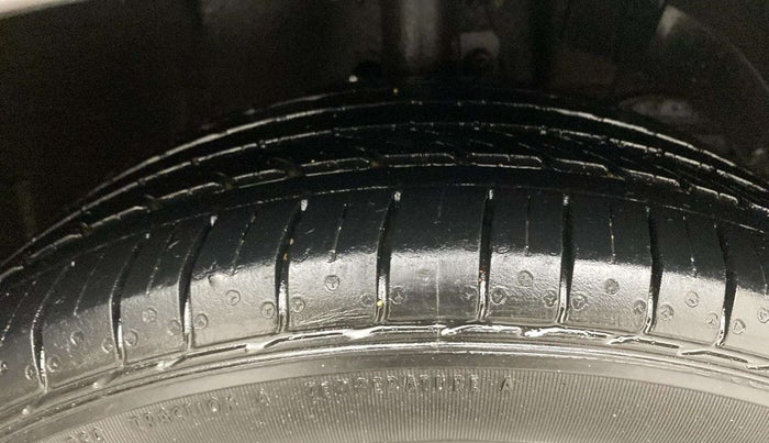 2018 Maruti Baleno ALPHA CVT PETROL 1.2, Petrol, Automatic, 55,057 km, Right Front Tyre Tread