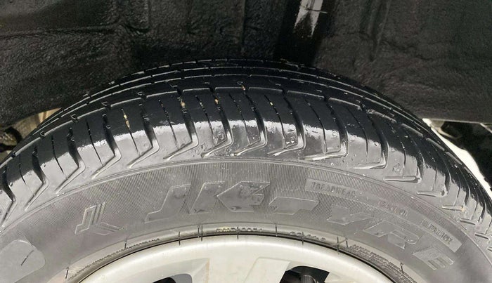 2019 Renault Kwid RXL, Petrol, Manual, 17,254 km, Left Rear Tyre Tread