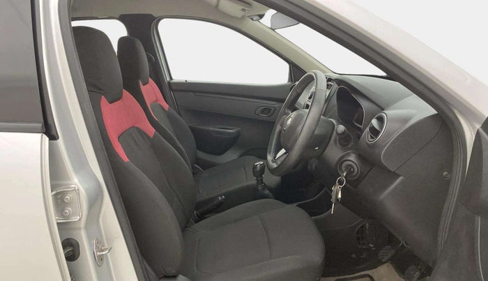 2019 Renault Kwid RXL, Petrol, Manual, 17,254 km, Right Side Front Door Cabin