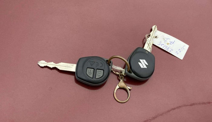 2023 Maruti Baleno DELTA PETROL 1.2, Petrol, Manual, 29,392 km, Key Close Up