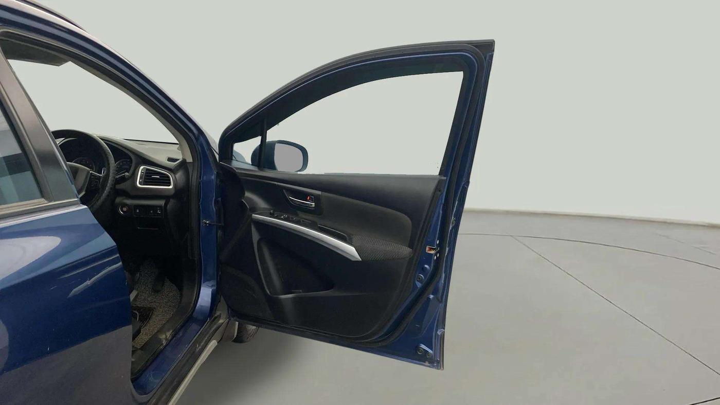 2021 Maruti S Cross ZETA 1.5, Petrol, Manual, 76,840 km, RHS Front Door