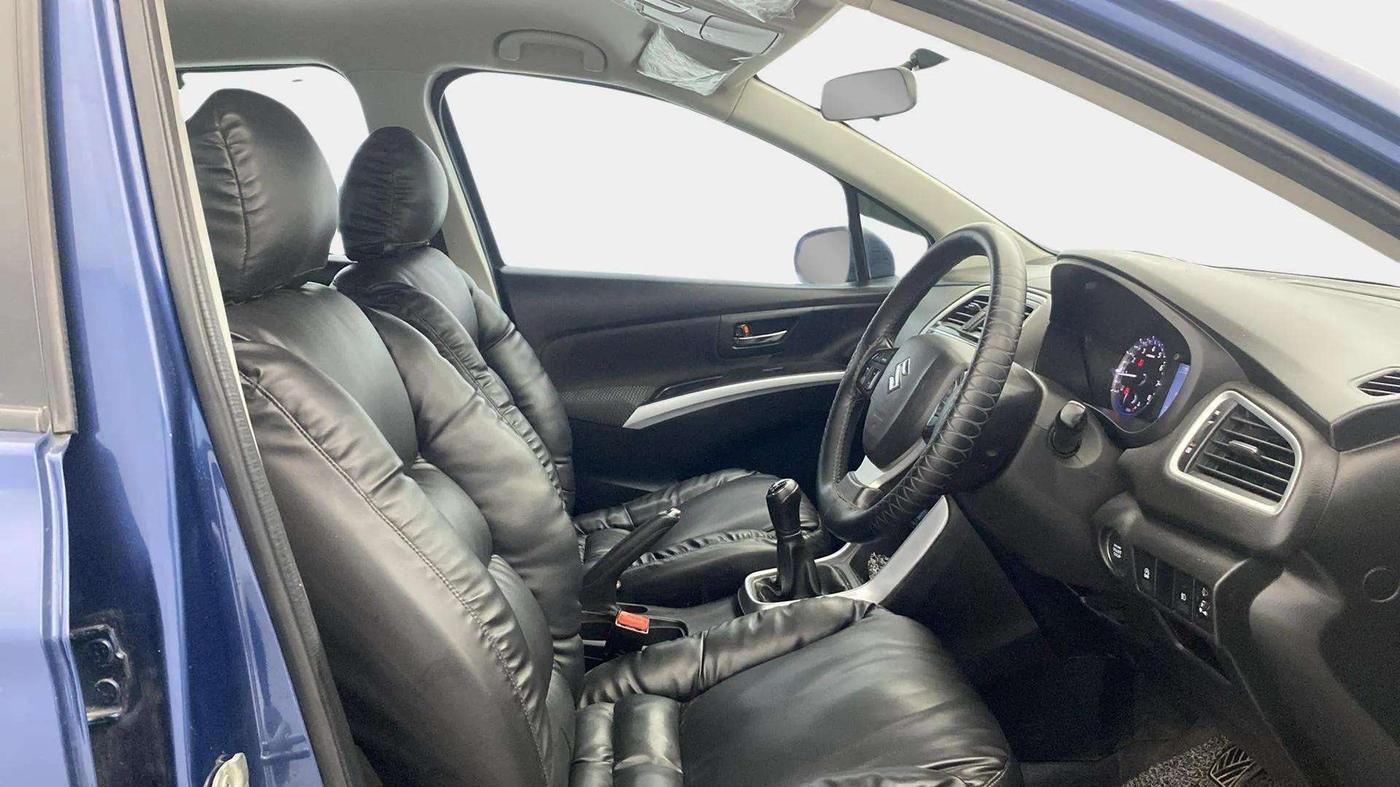 2021 Maruti S Cross ZETA 1.5, Petrol, Manual, 76,840 km, Right Side Front Door Cabin