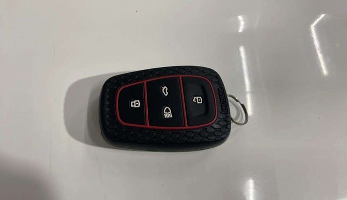 2021 Tata NEXON XZA PLUS SUNROOF PETROL, Petrol, Automatic, 81,822 km, Key Close Up