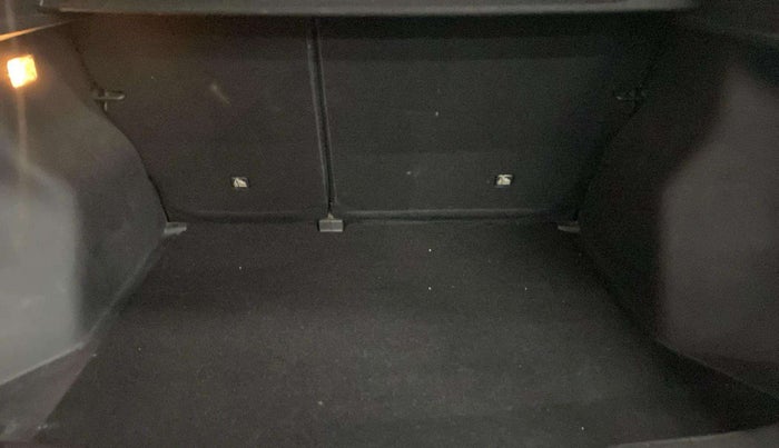 2023 Honda ELEVATE ZX MT, Petrol, Manual, 9,072 km, Boot Inside