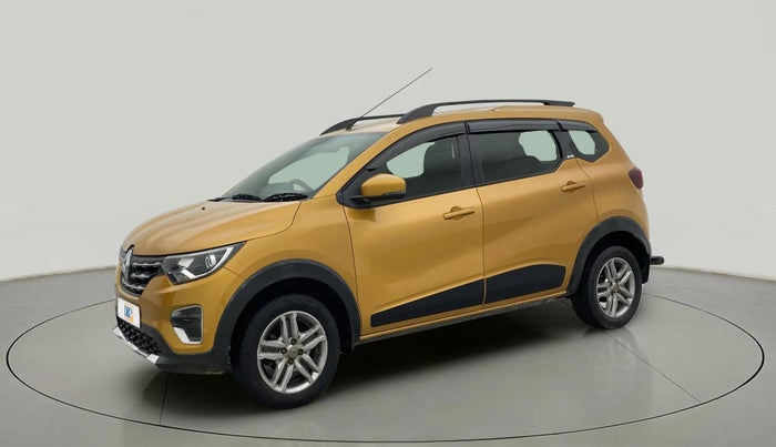 2021 Renault TRIBER RXZ, Petrol, Manual, 53,960 km, Left Front Diagonal
