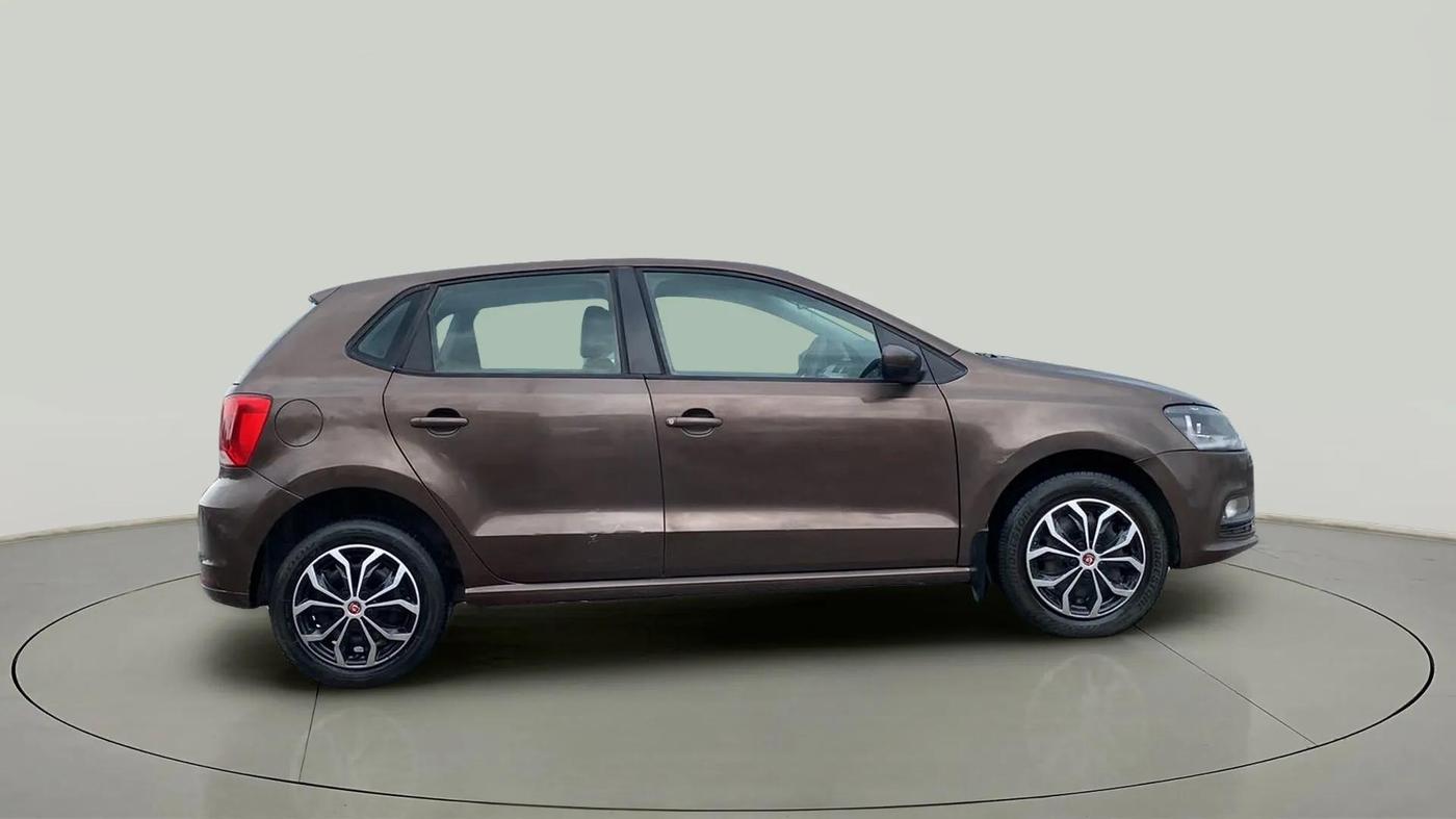 2018 Volkswagen Polo COMFORTLINE 1.0L MPI, Petrol, Manual, 79,703 km, Right Side