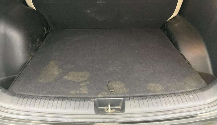 2019 Hyundai Creta SX 1.6 PETROL, Petrol, Manual, 48,460 km, Boot Inside
