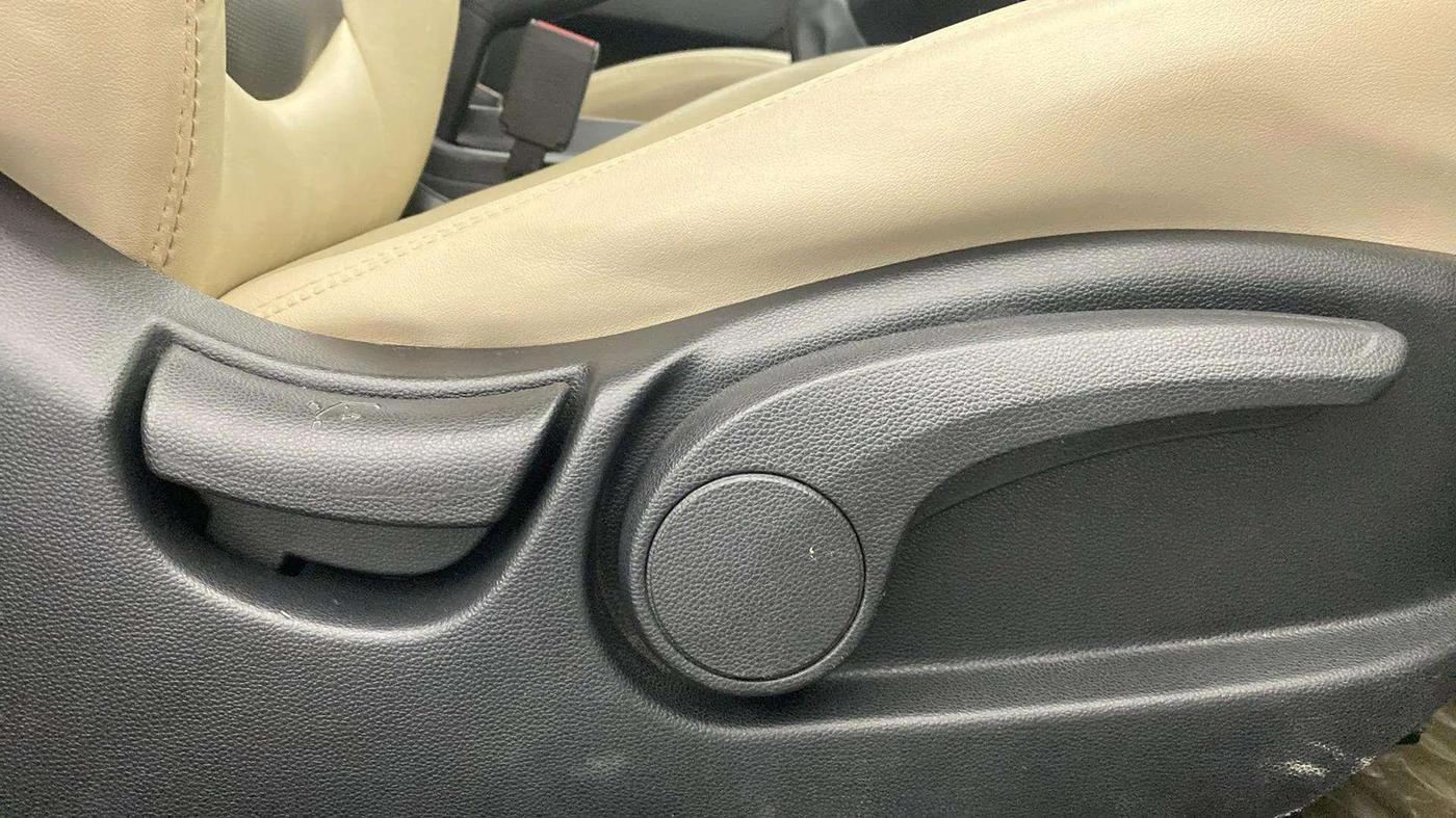 2019 Hyundai Creta SX 1.6 PETROL, Petrol, Manual, 48,460 km, Driver Side Adjustment Panel