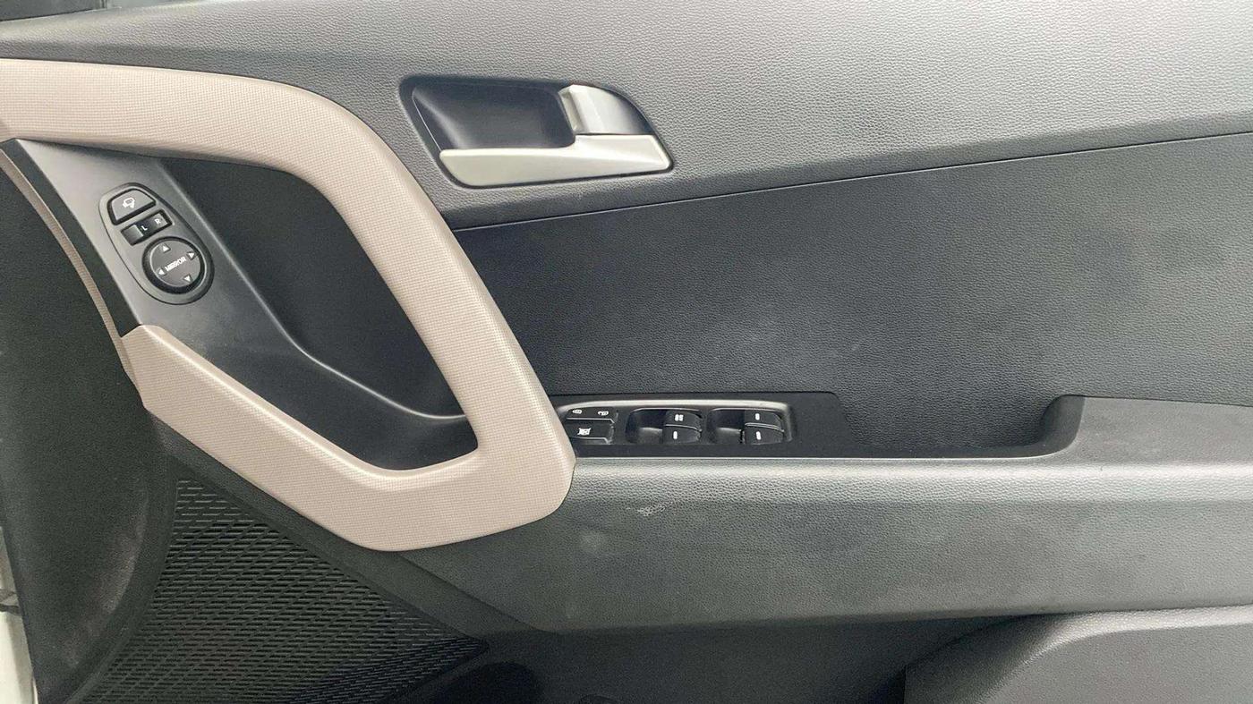 2019 Hyundai Creta SX 1.6 PETROL, Petrol, Manual, 48,460 km, Driver Side Door Panels Control